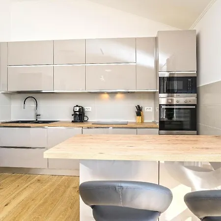Apartament Fuer 4 Personen Ca 100 Qm In Privlaka, Dalmatien Norddalmatien Privlaka (Zadar)